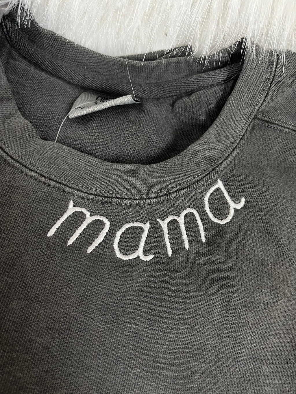 Mama embroidered neck crew