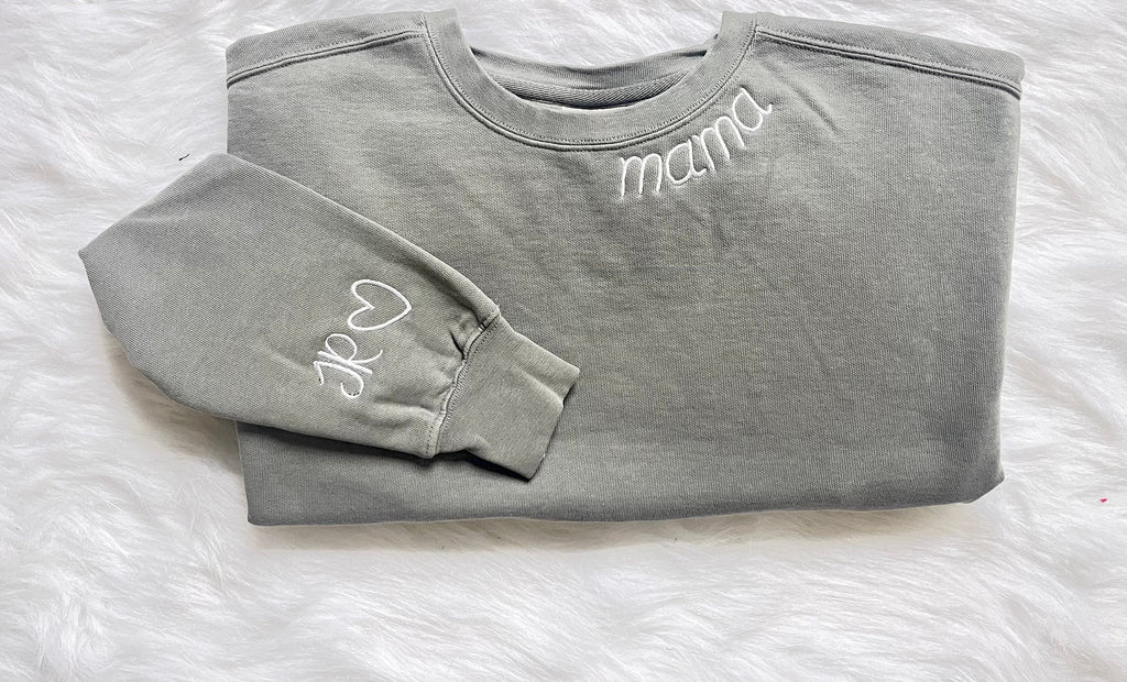 Personalized name on neck sweater, mama, Grammy, gigi, nana, with name on sleeve