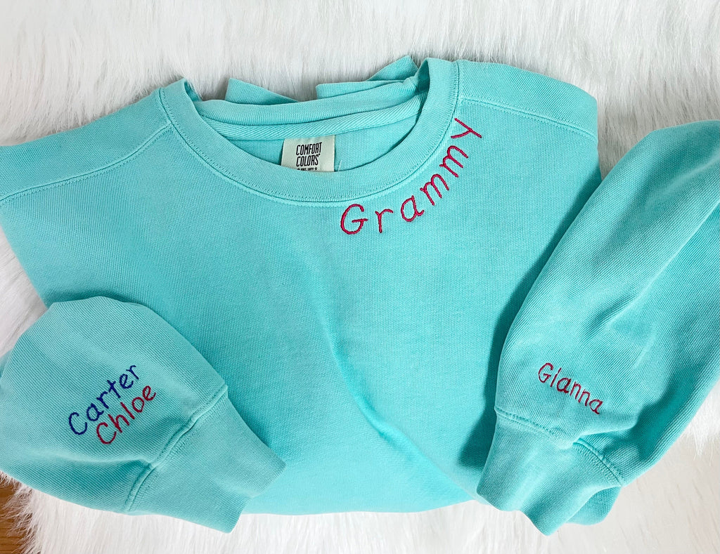 Personalized name on neck sweater, mama, Grammy, gigi, nana, with name on sleeve