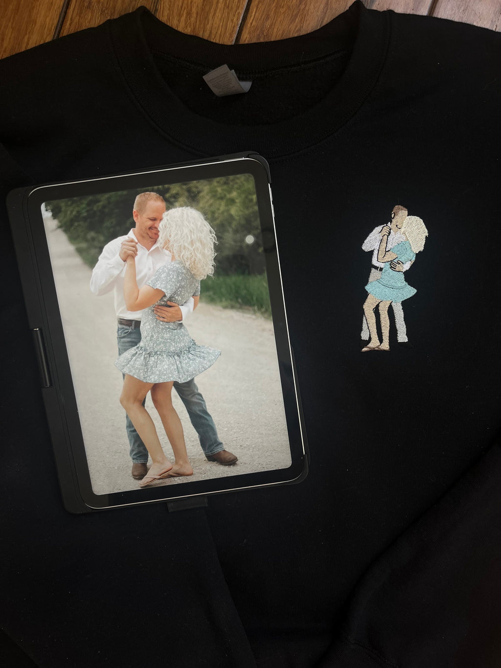 Embroidered detailed picture, photo embroidery, custom, photo keepsake, picture sweater, gift, keepsake, personalized